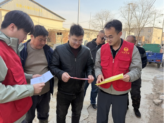 一分公司元氏縣農(nóng)村供水管網(wǎng)項(xiàng)目部開(kāi)展鄉(xiāng)村節(jié)水宣傳志愿服務(wù)活動(dòng)